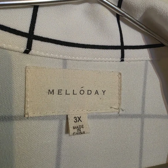 MELLODAY White and Black Grid Blazer - Picture 3 of 4